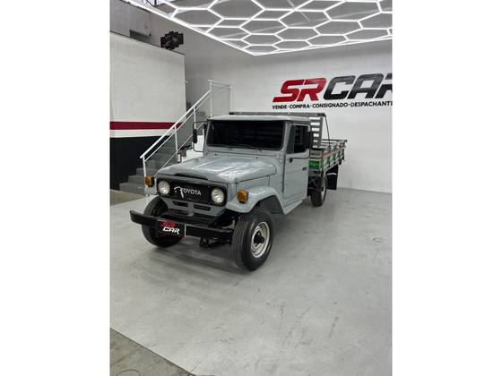 TOYOTA BANDEIRANTE 4.0 OJ55LP-BL3 4X4 CS DIESEL 2P MANUAL TOYOTA BANDEIRANTE 4.0 OJ55LP-BL3 4X4 CS DIESEL 2P MANUAL